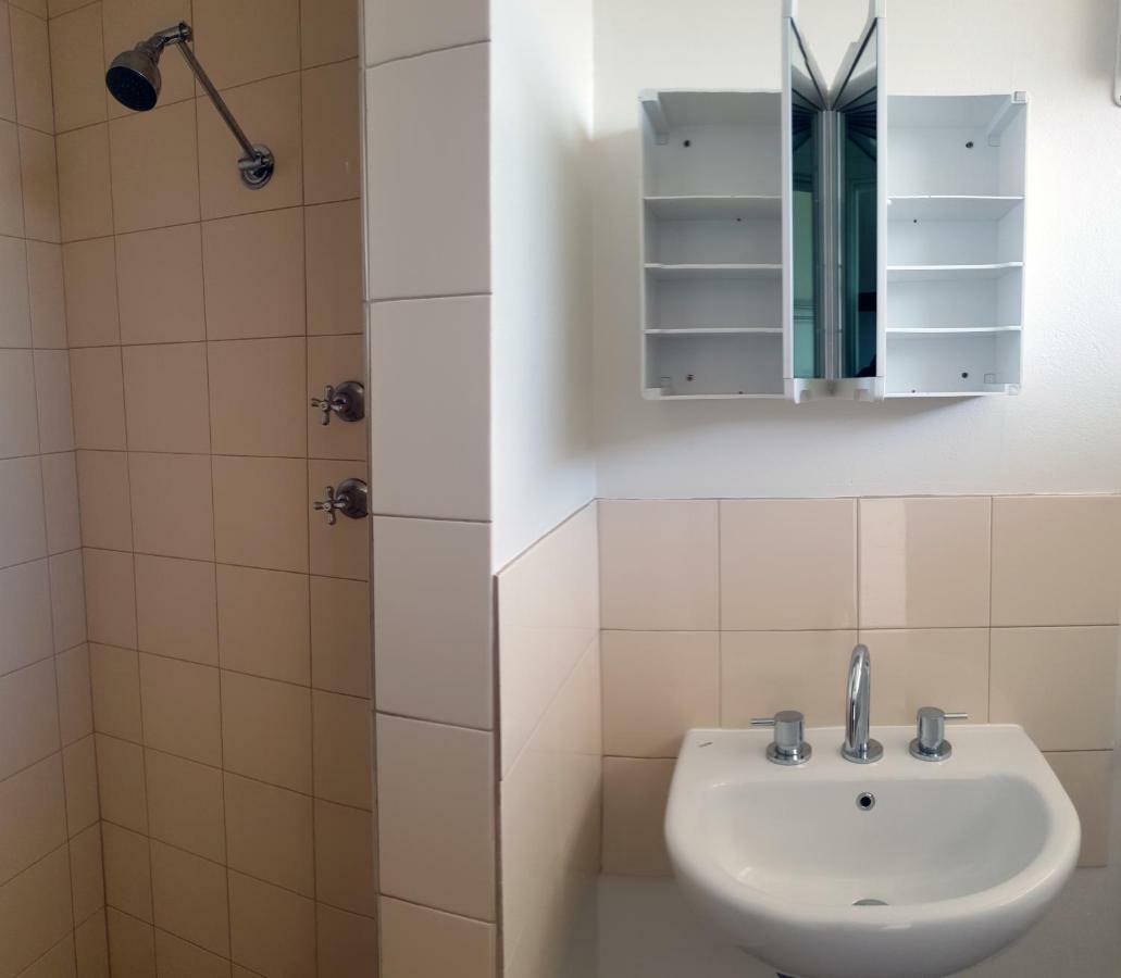 Bunkers Backpackers Pansiyon Busselton Dış mekan fotoğraf